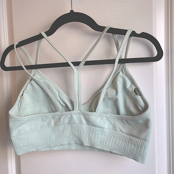 Avocado sports bra - Picture 2 of 2